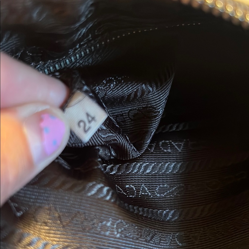 🛑 1 hour sale. Prada, Tan & brown, leather trim and corners w/ canvas, w… - Picture 9 of 16
